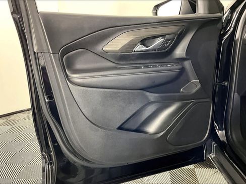 Used 2022 GMC Terrain SLE w/ Driver Convenience Package image 19