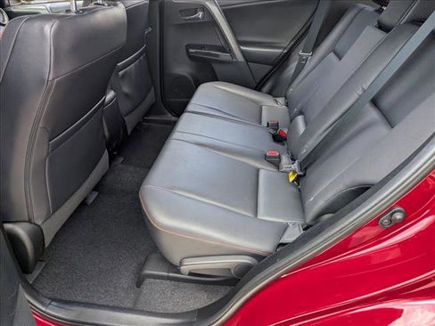 Used 2018 Toyota RAV4 SE w/ Power Extra Value Package image 17