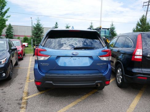 Used 2022 Subaru Forester Premium w/ Popular Package #1 AWD/4WD image 4