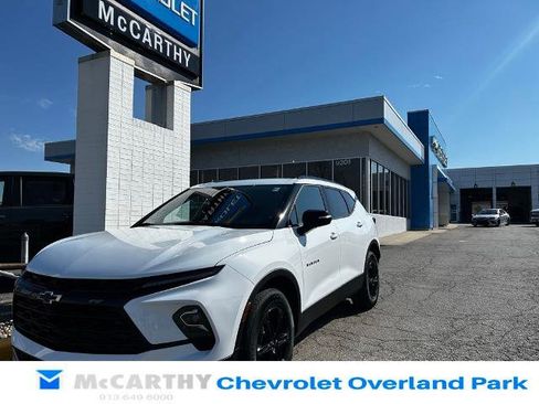 New 2026 Chevrolet Blazer LT image 1