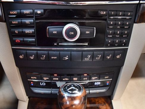 Used 2011 Mercedes-Benz E 550 Cabriolet image 62