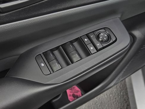 Certified 2024 Toyota Prius LE image 10