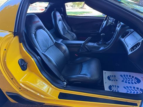 Used 2003 Chevrolet Corvette Z06 w/ Memory Package, 3 Drivers image 61