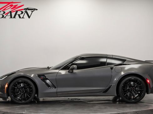 Used 2016 Chevrolet Corvette Z06 w/ 3LZ Preferred Equipment Group image 10