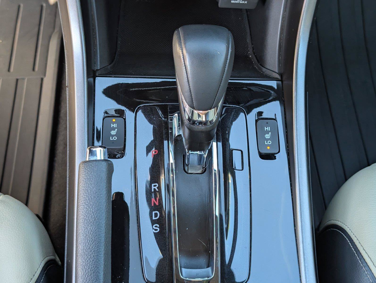 Used 2017 Honda Accord Touring image 26