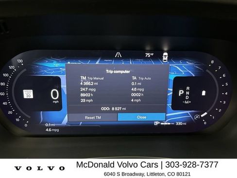 Certified 2025 Volvo XC60 B5 Plus AWD/4WD image 15
