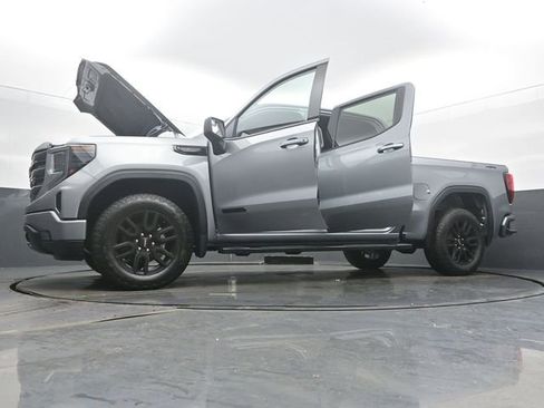 New 2026 GMC Sierra 1500 Elevation w/ LPO, Elevation Black Package image 59