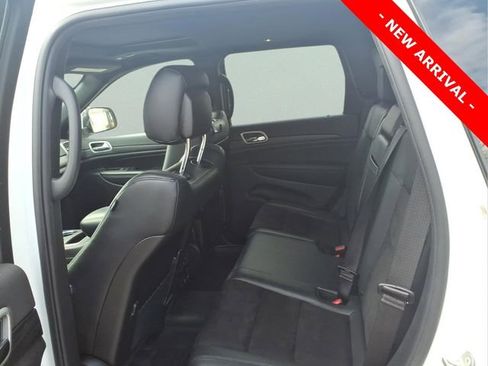 Used 2021 Jeep Grand Cherokee Laredo X image 8