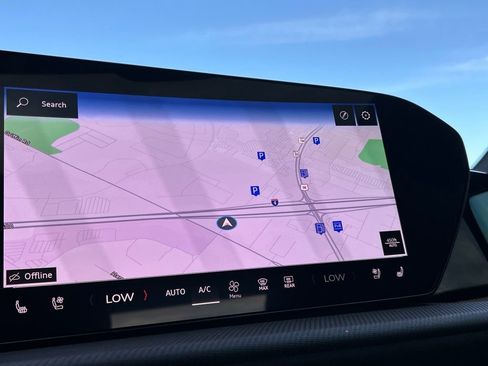 Used 2025 Audi SQ5 Premium Plus w/ Premium Plus Package image 28