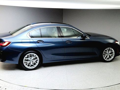 Used 2025 BMW 330i xDrive Sedan w/ Convenience Package image 16