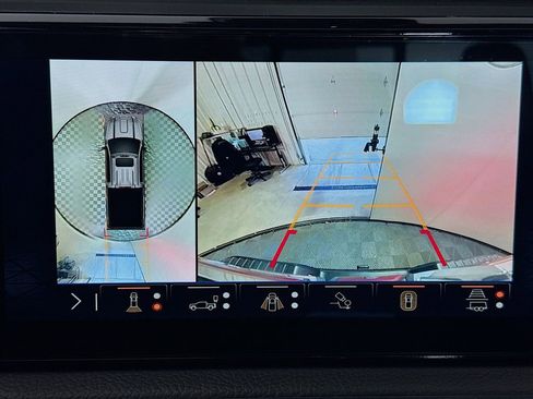 Used 2024 GMC Sierra 2500 Denali w/ Denali Reserve Package image 14