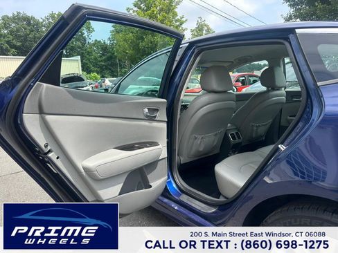 Used 2016 Kia Optima EX image 10