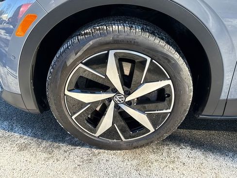 Certified 2023 Volkswagen ID.4 Pro S image 10