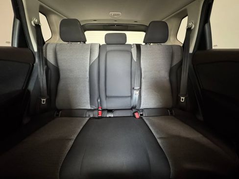Used 2022 Nissan Rogue SV FWD image 7