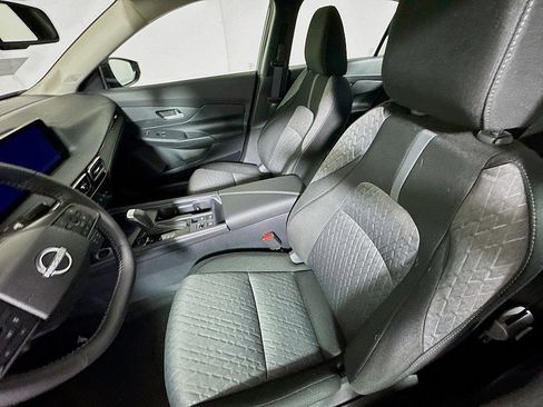 New 2026 Nissan Sentra SV w/ SV Convenience Package FWD image 11