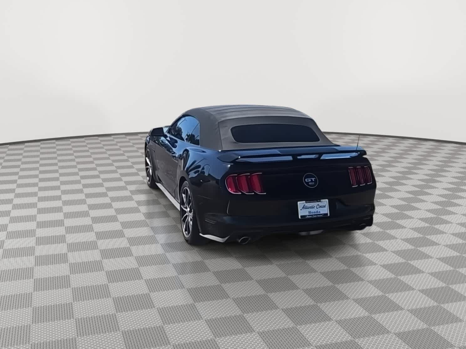 Used 2015 Ford Mustang GT Premium w/ Equipment Group 401A RWD image 7
