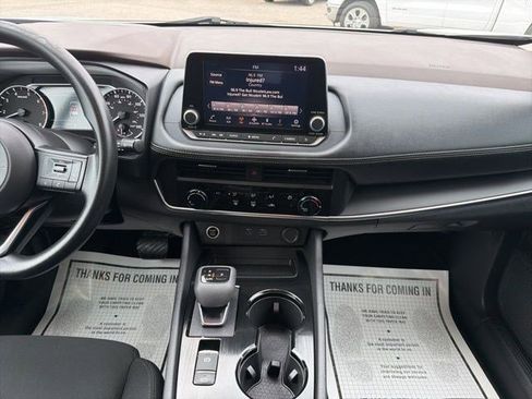 Used 2023 Nissan Rogue S FWD image 19