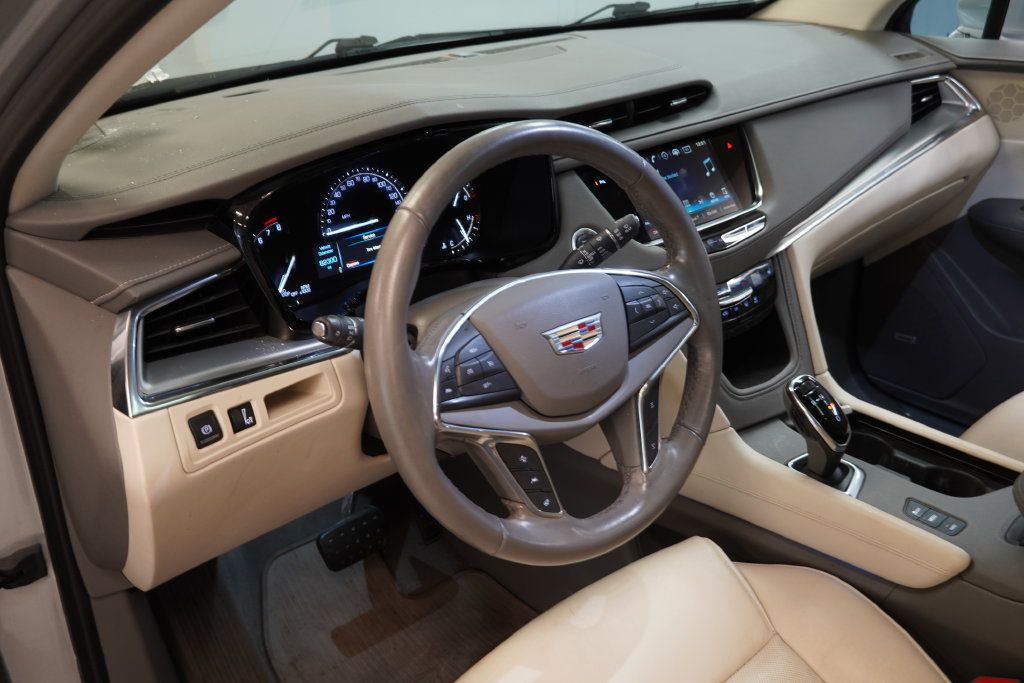 Used 2019 Cadillac XT5 Luxury AWD/4WD image 7