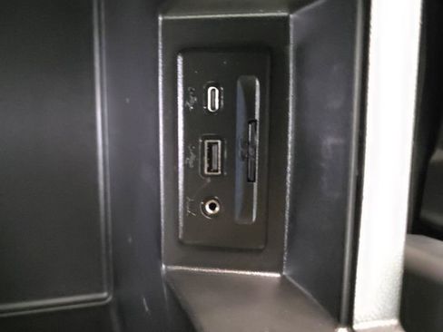 Used 2022 Chevrolet Silverado 1500 High Country image 26