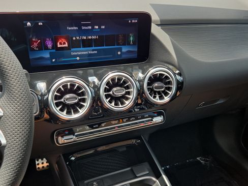 New 2026 Mercedes-Benz GLA 250 image 27