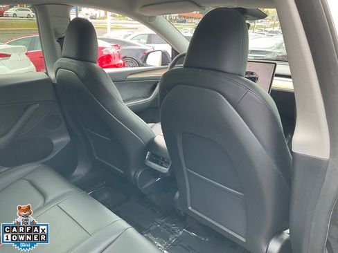 Used 2024 Tesla Model Y 2WD image 52