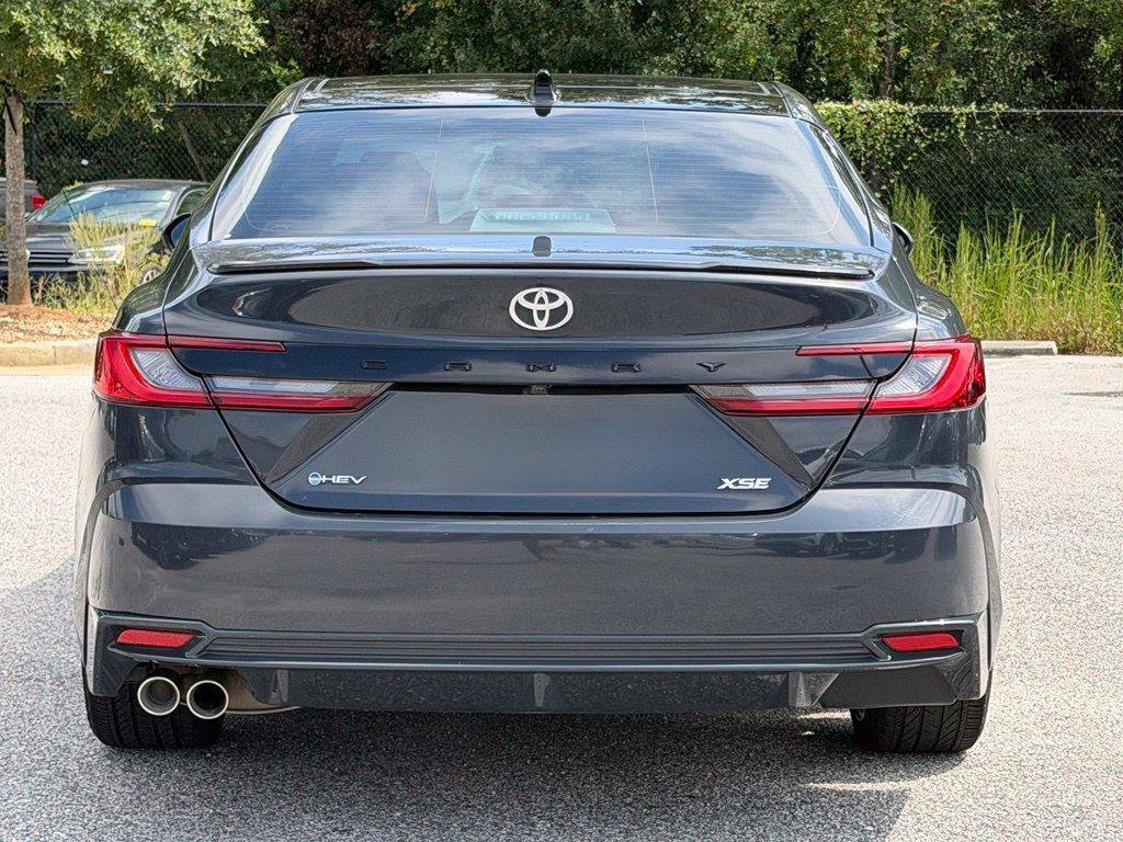 Used 2025 Toyota Camry XSE FWD image 8