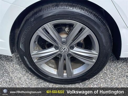 Certified 2019 Volkswagen Jetta R-Line w/ R-Line Cold Weather Package image 7