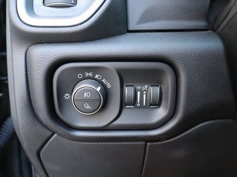 Used 2022 RAM 3500 Laramie image 15