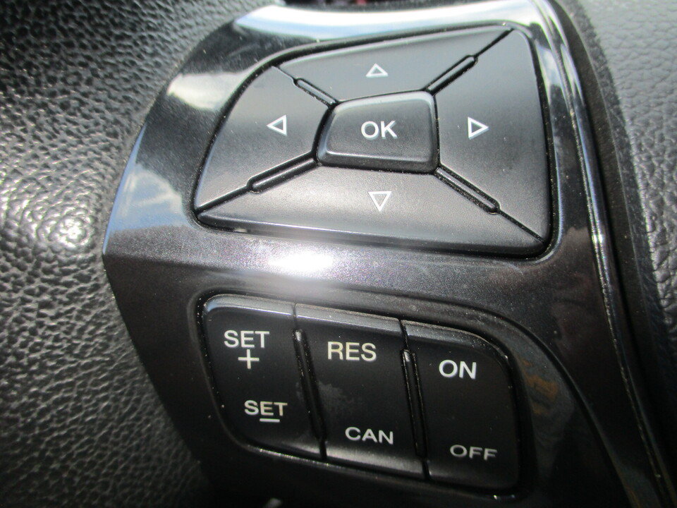 Used 2017 Ford Explorer XLT w/ Equipment Group 202A FWD image 37