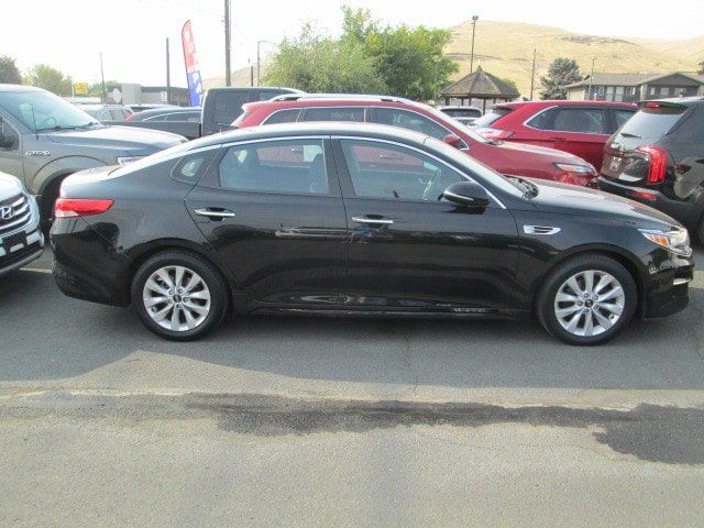Used 2018 Kia Optima EX FWD image 2