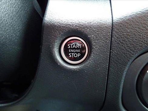 Used 2023 Nissan Frontier SV w/ SV Convenience Package AWD/4WD image 21