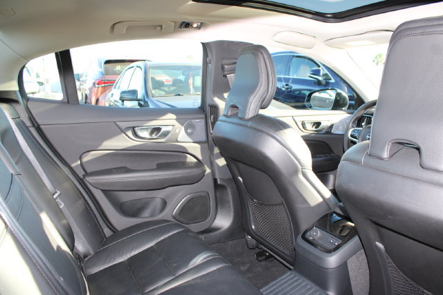 Used 2021 Volvo S60 T8 Inscription w/ Climate Package AWD/4WD image 7