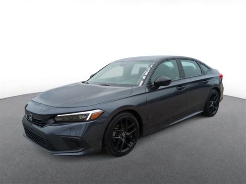 Used 2023 Honda Civic Sport image 4