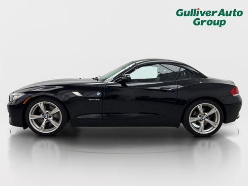 Used 2013 BMW Z4 sDrive35i w/ M Sport Pkg RWD image 3