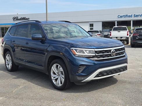 Used 2021 Volkswagen Atlas SE FWD image 3