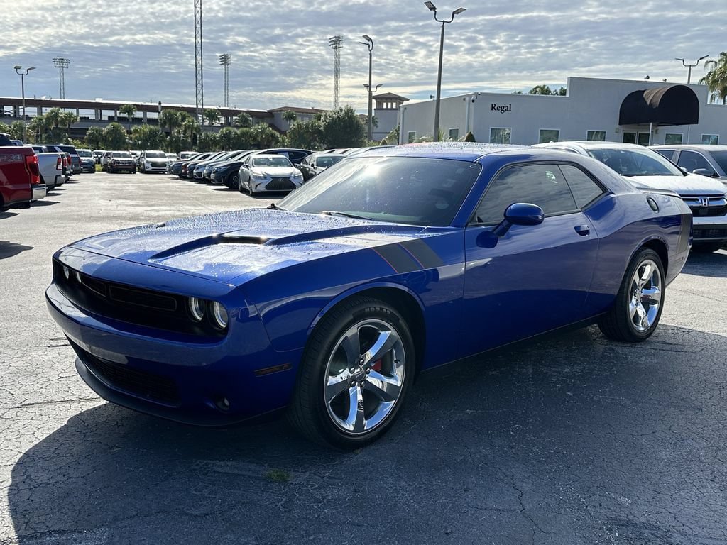 Used 2022 Dodge Challenger SXT w/ Blacktop Package RWD image 8