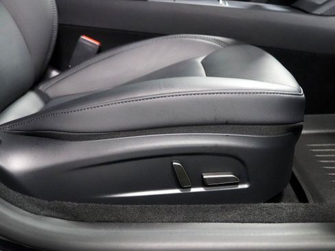 Used 2025 Tesla Model 3 AWD/4WD image 61