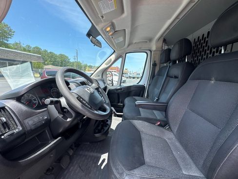 Used 2020 RAM ProMaster 2500 FWD image 12