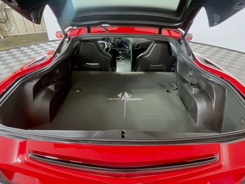 Used 2017 Chevrolet Corvette Stingray Coupe w/ 1LT RWD image 26