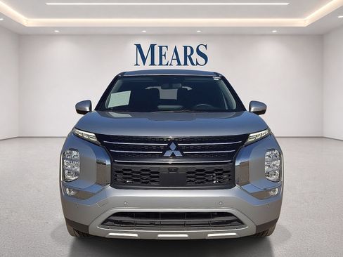 Used 2022 Mitsubishi Outlander SE FWD image 8