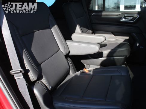 Certified 2024 Chevrolet Tahoe Z71 w/ Luxury Package image 24