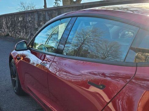 Used 2023 Tesla Model 3 Standard Range image 18