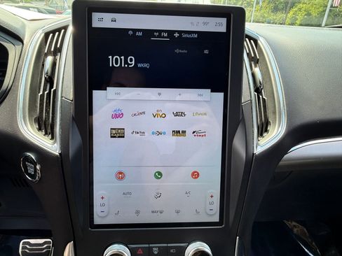 Used 2024 Ford Edge ST image 12