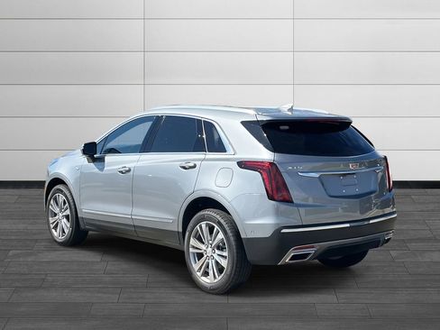 Used 2026 Cadillac XT5 Premium Luxury image 3