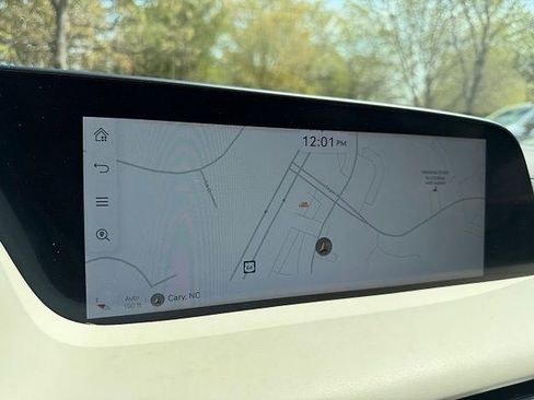 Used 2025 Genesis G90 3.5T image 13