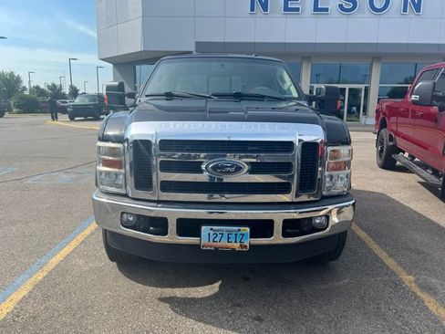 Used 2010 Ford F250 4x4 Crew Cab Super Duty image 2