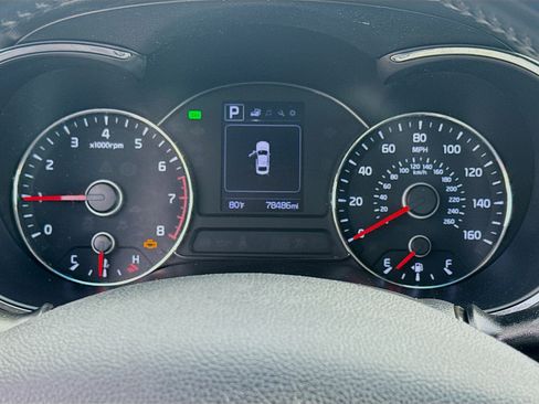 Used 2018 Kia Forte S image 11