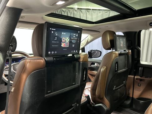 Used 2018 Chrysler Pacifica Limited w/ Tire & Wheel Group image 24