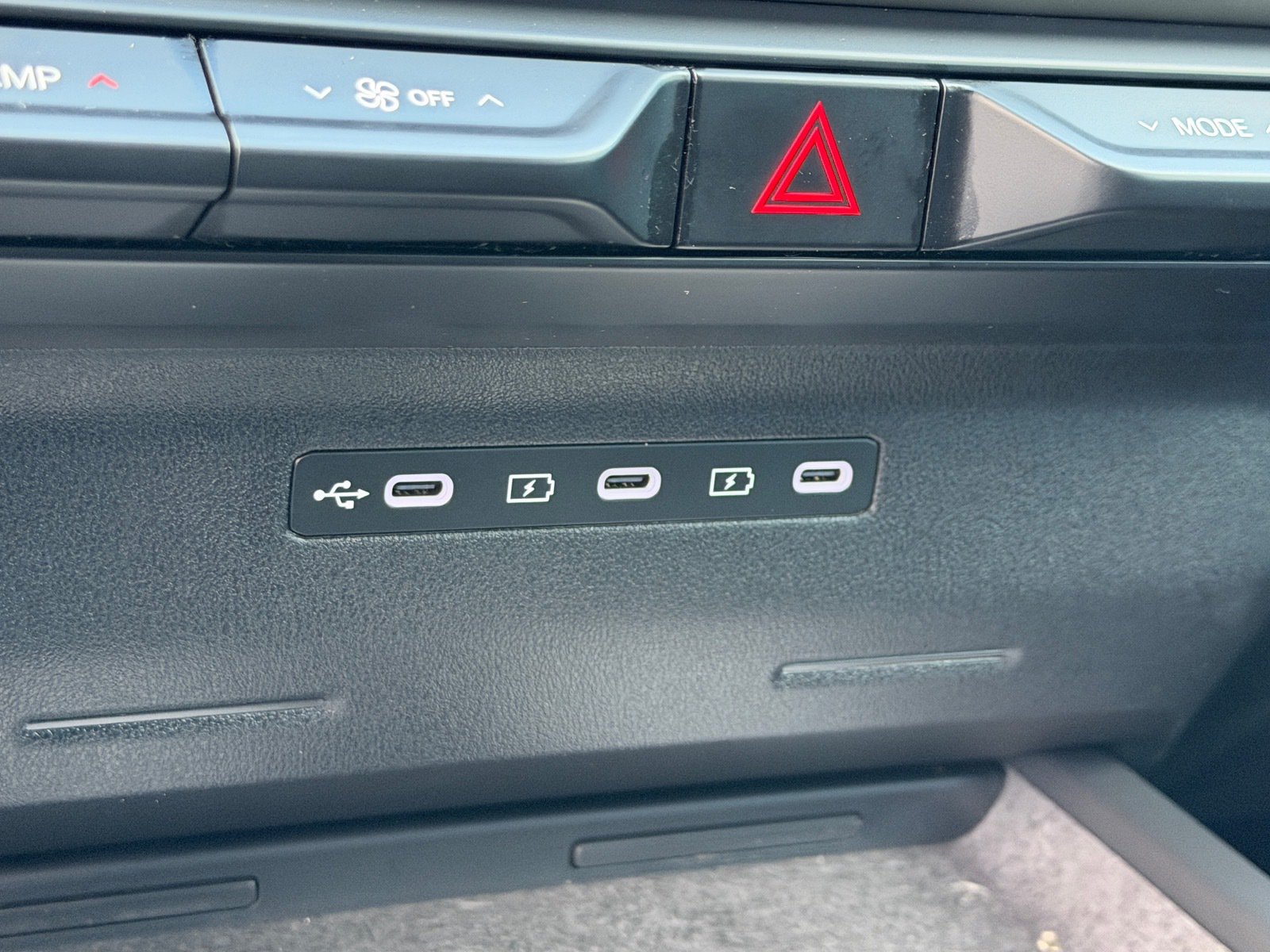 Certified 2027 Kia Telluride S w/ Towing Package FWD image 26