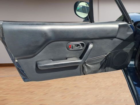 Used 1997 MAZDA MX-5 Miata RWD image 16